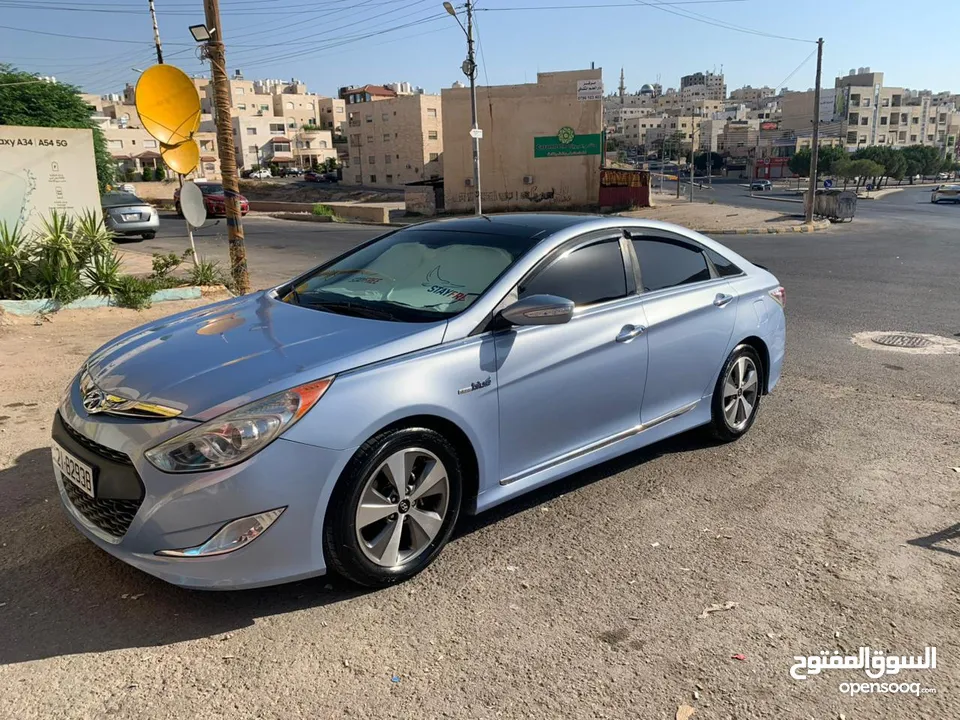 Hyundai sonata 2011 (قابل للتفاوض)