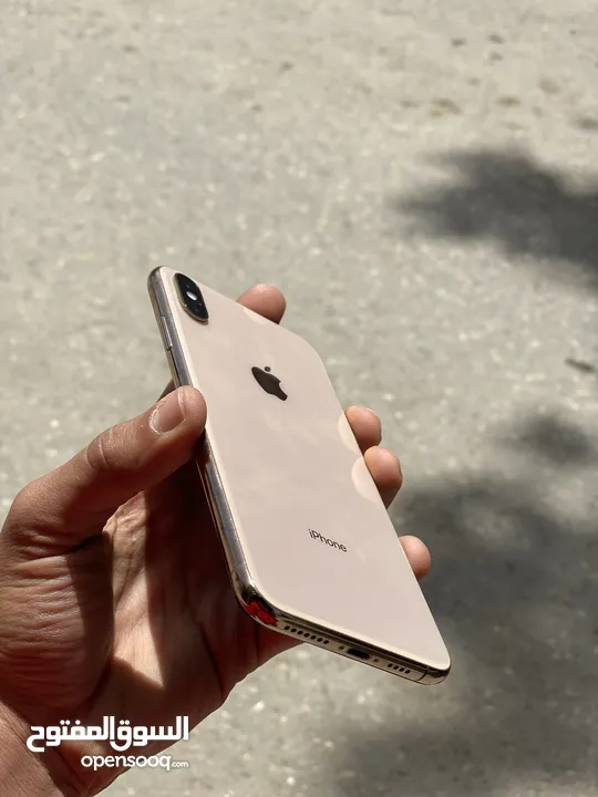 ايفون xs max