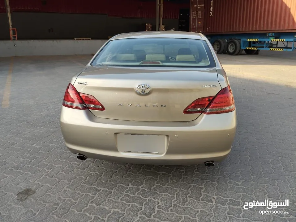 Toyota Avalon Limited , Model 2008 , 6 Cylinder , GCC , In Perfect Condition