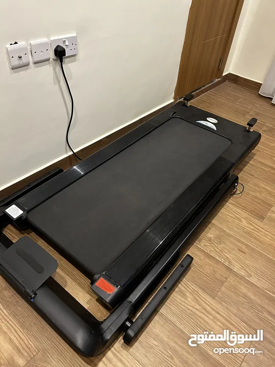 جهاز سير من Powerfit treadmill