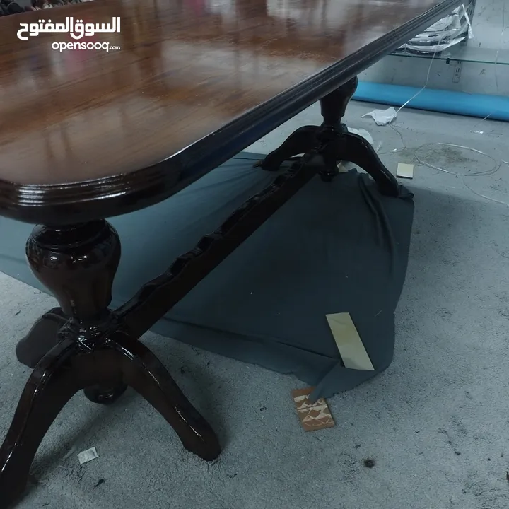 طاولة سفرة وفضية مصري حفر من الطراز الرفيع .