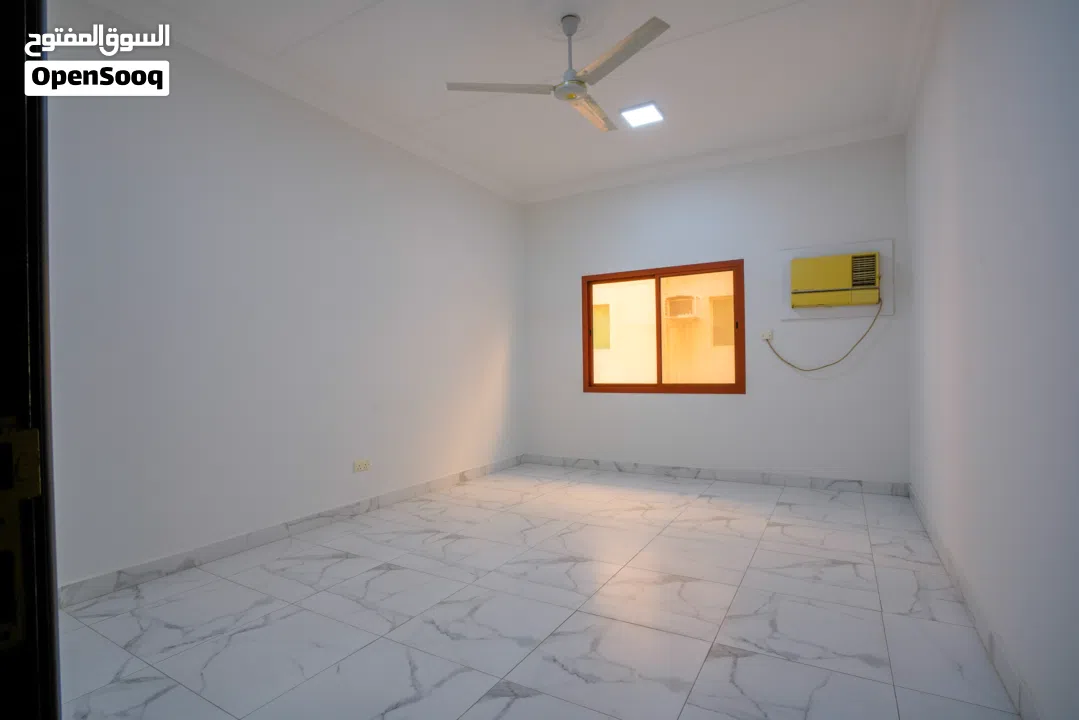 Commercial flats available for rent\