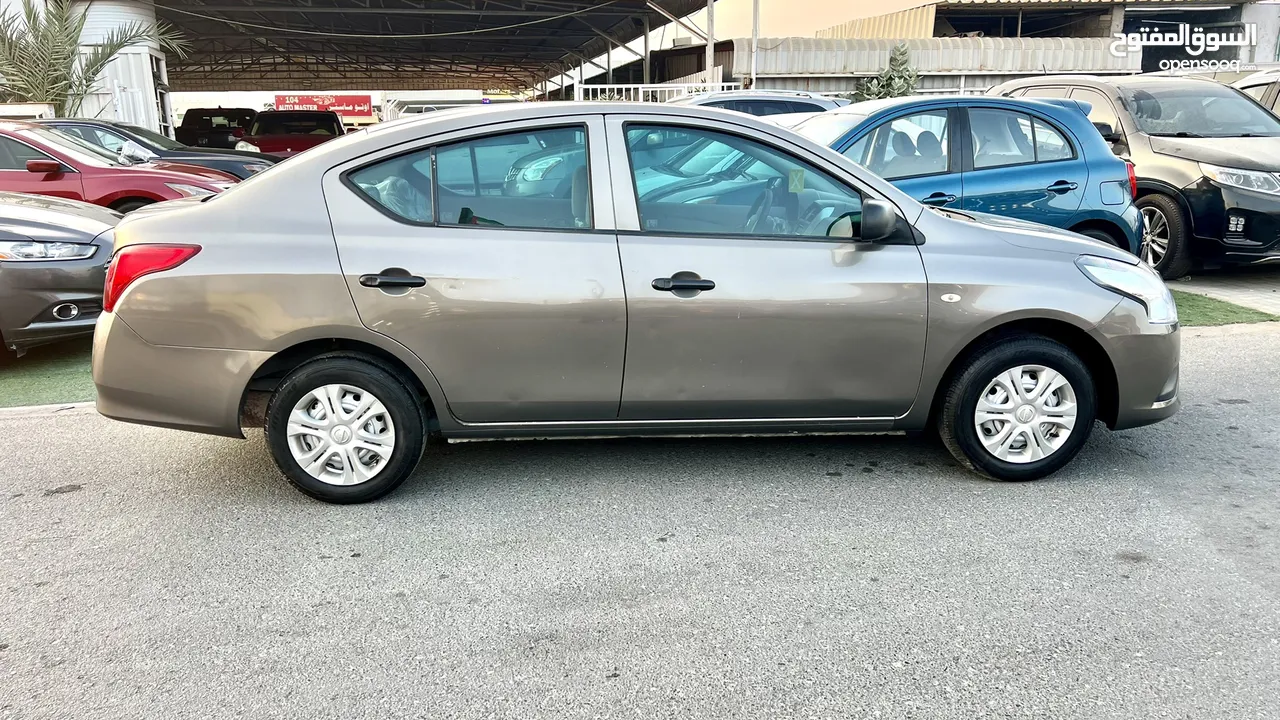 Nissan Sunny 2016