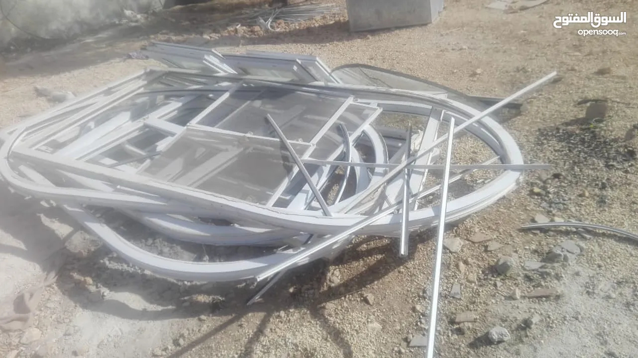 نشتري جميع انواع الخردة والحديد والألمنيوم والموتورات والنحاس والمكيفات والتنكات والبطاريات والكمبيو