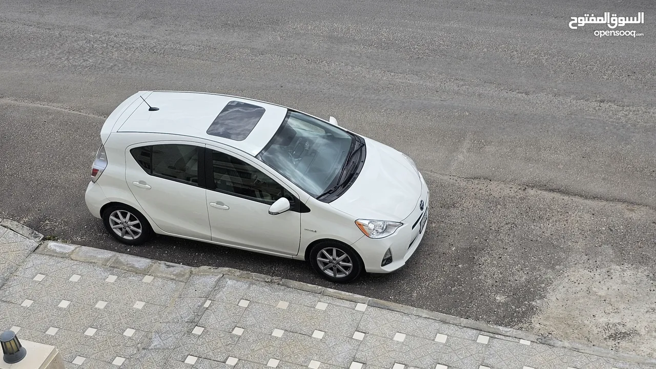 تويوتا بريوس سي 2013  Toyota Prius C 2013