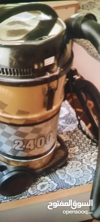 مكنسه كهربائيه جديده برميل 2400w  بسعر مغري وقابله للتجريب والمعاينه قبل الشراء