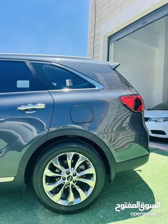 Kia sorento 19-20 فل ما عدا الفتحة   امكانية البيع دفعة وشيكات