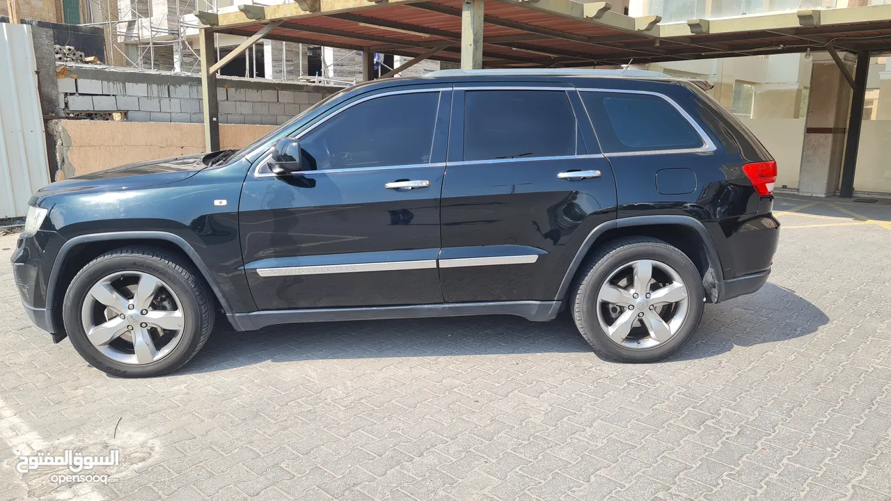 2012 Jeep Grand Cherokee 5.7 L Hemi