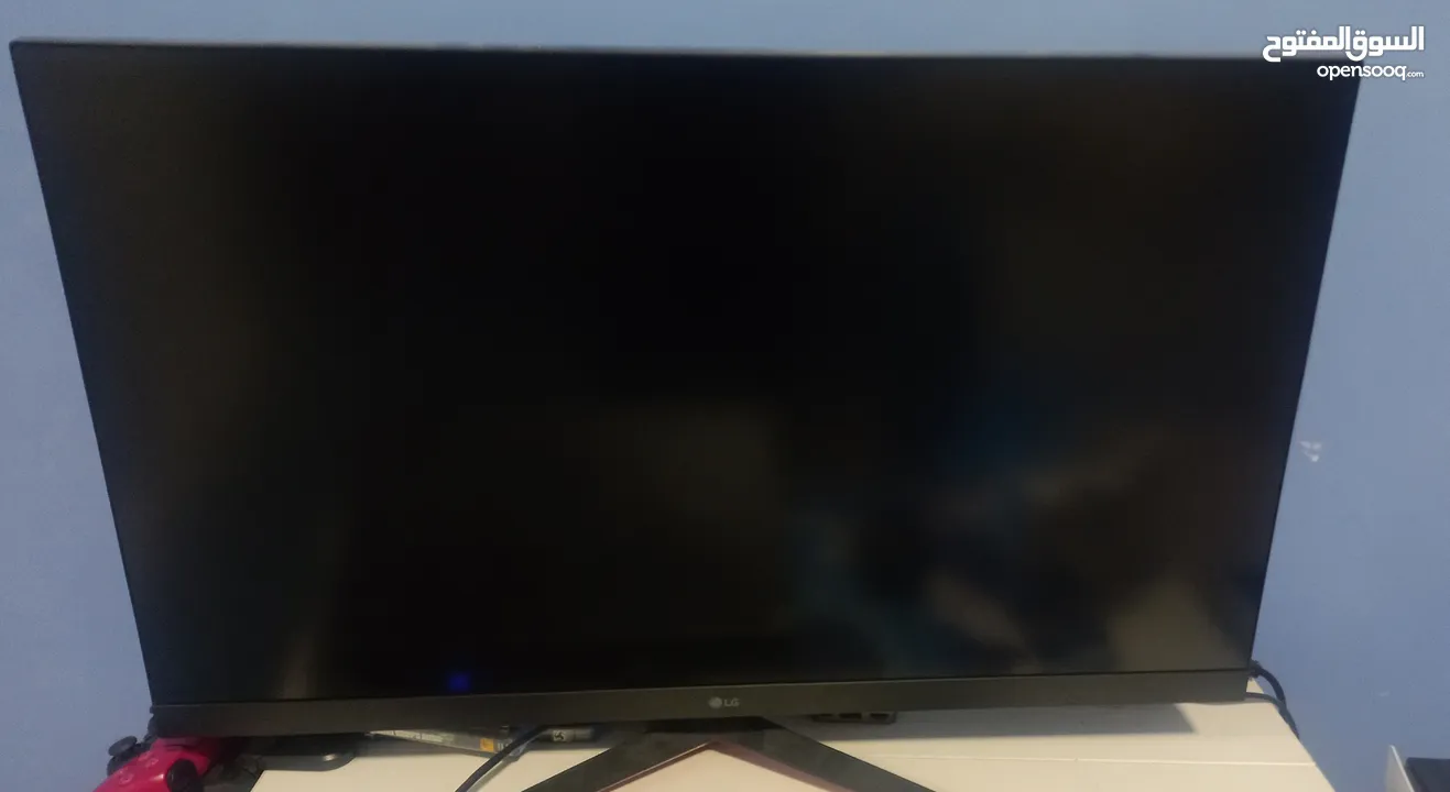 شاشة LG   32GN650 monitor  شبه جديدة حالة ممتازة 32inch 2k