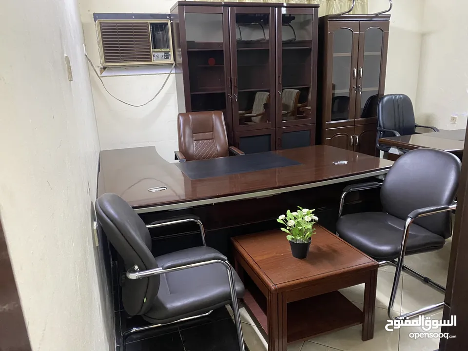 Used office desk and chairs