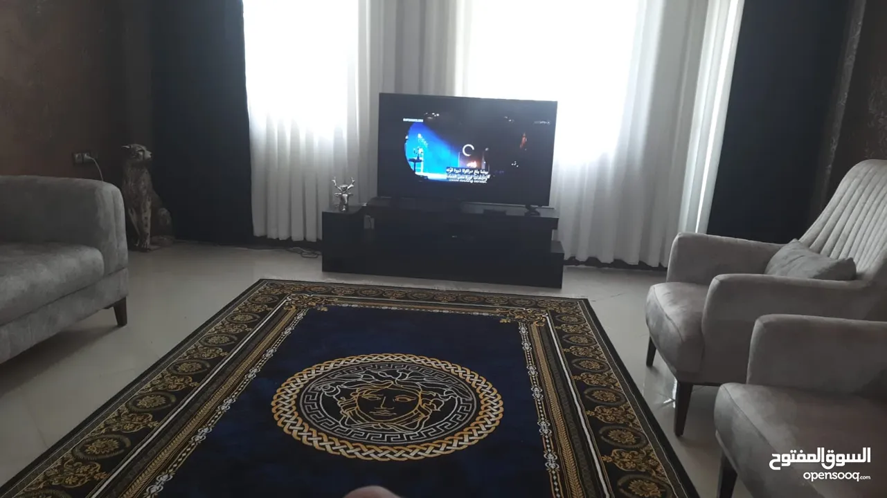 Original Iranian carpet custome order  versace, Swap with14promax iPhonesize 300 x 200 forسجاد