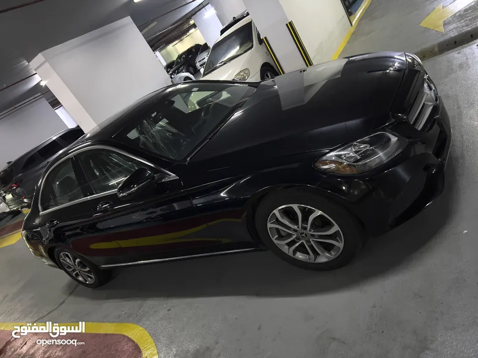 مرسيدس بنز  C300 2018   (67000 miles)   For sale in cash or installments through the bank only