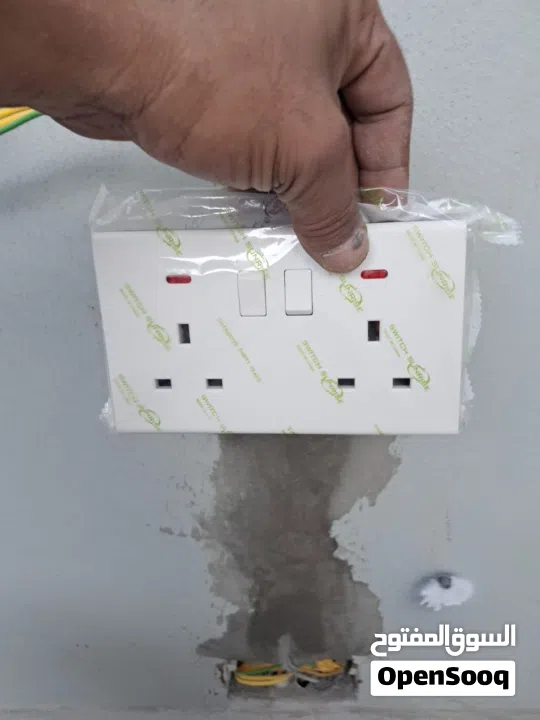 ELECTRATION AND PIPE FITAR and also ac service .lighting.  wiring.and db  work ..ac service