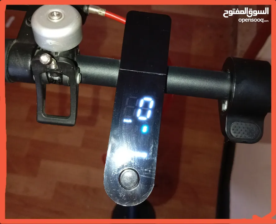 سكوتر كهربائي شبه جديد