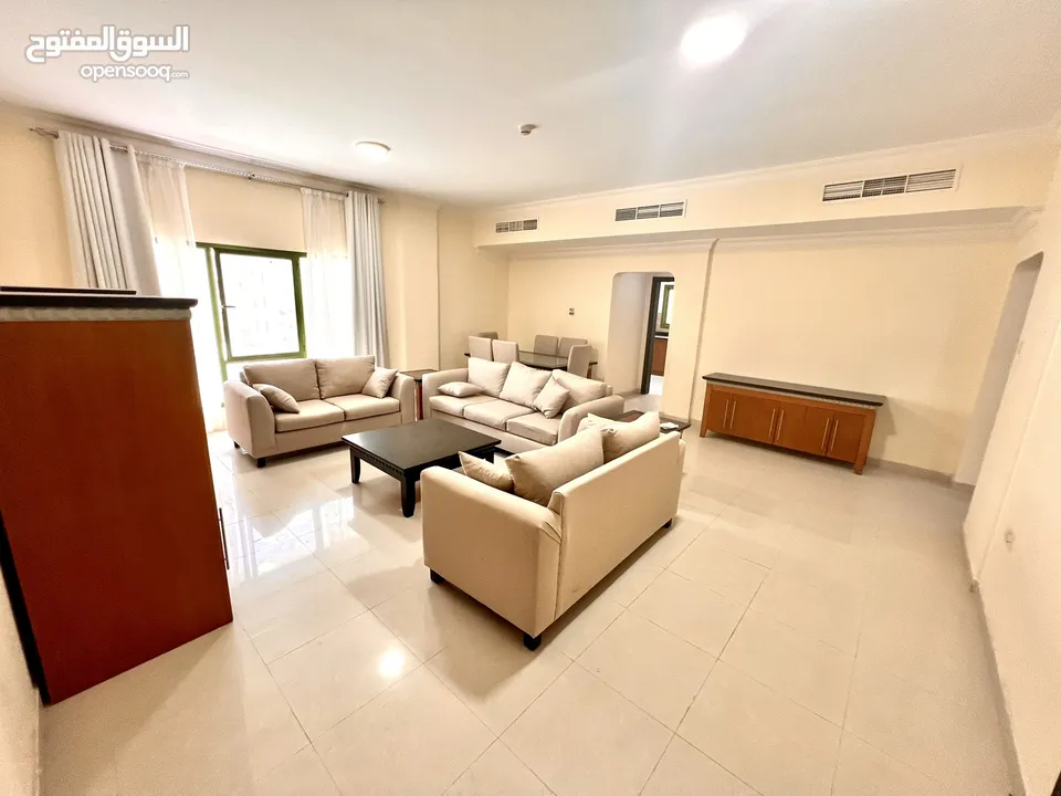 For rent in Juffair 3 bedrooms apartment  للإيجار في الجفير شقه مفروشه 3 غرف