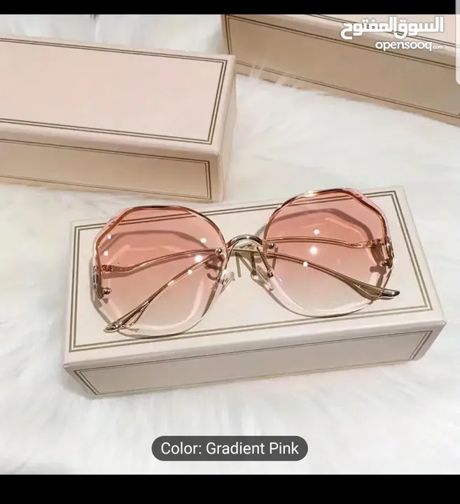 Female fashionable Sunglasses