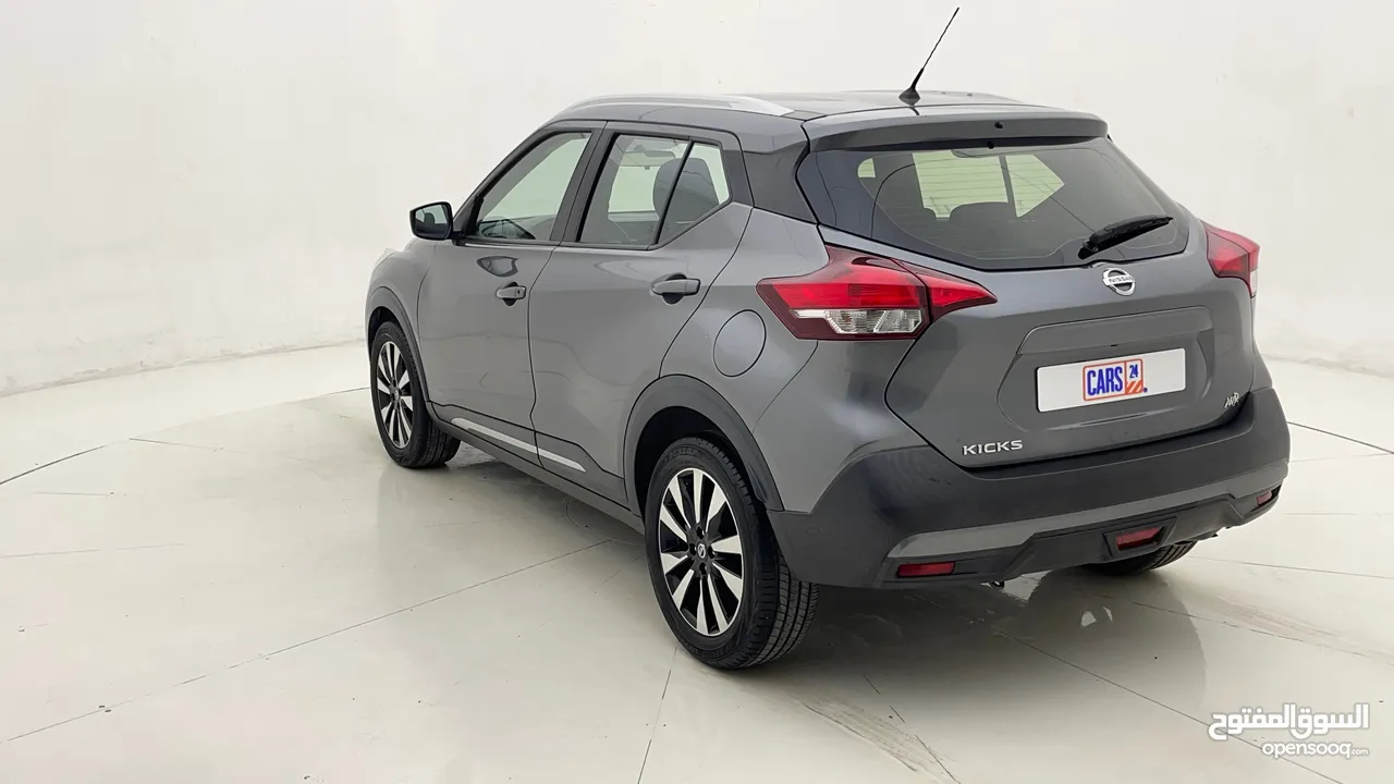 (HOME TEST DRIVE AND ZERO DOWN PAYMENT) NISSAN KICKS