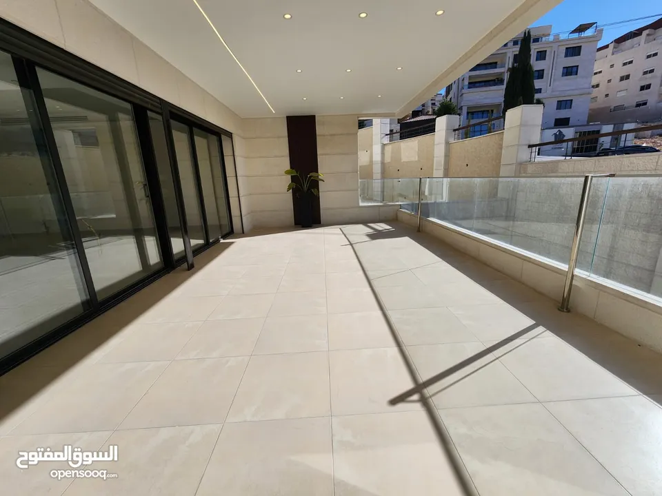 شقة طابقية فاخرة للبيع في عبدون ref : 14386