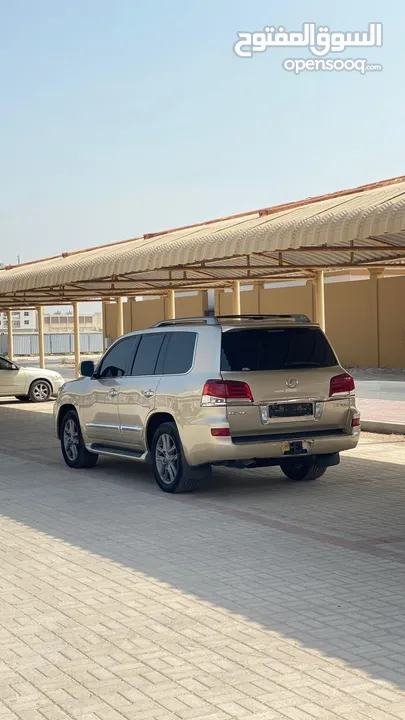 Lexus LX 570 GCC 2013 V8 price 89,000 AEd