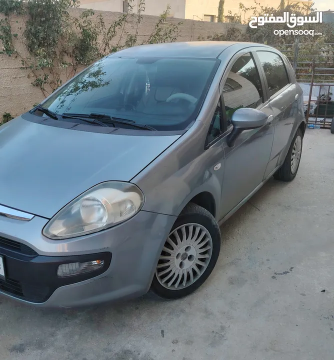 فيات بونتو 2011 اوتوماتيك 1400 للبيع