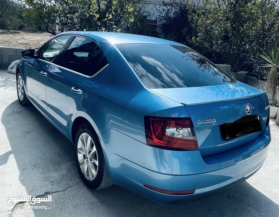 سكودا اوكتافيا 2019/18