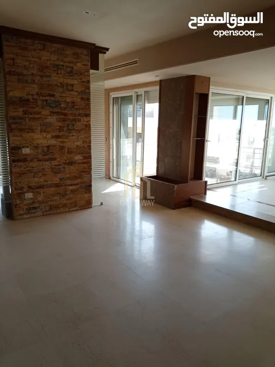 في أجمل مناطق الرابيه شقة طابق ثالث للبيع 249م بسعر مميز / ref 9545