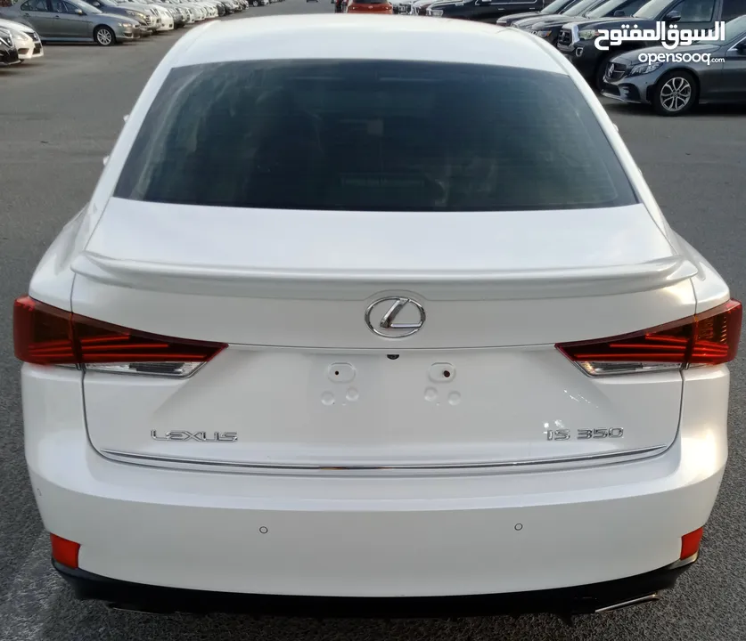 Lexus is350 V6 3.5L Full Option Model 2017