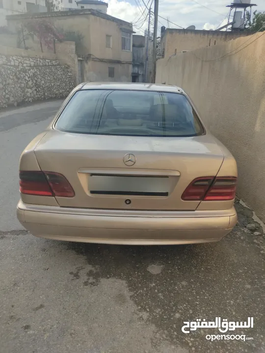 مرسيدس E270/270