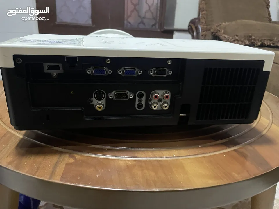 بروجكتر hitchi CP-DW10N