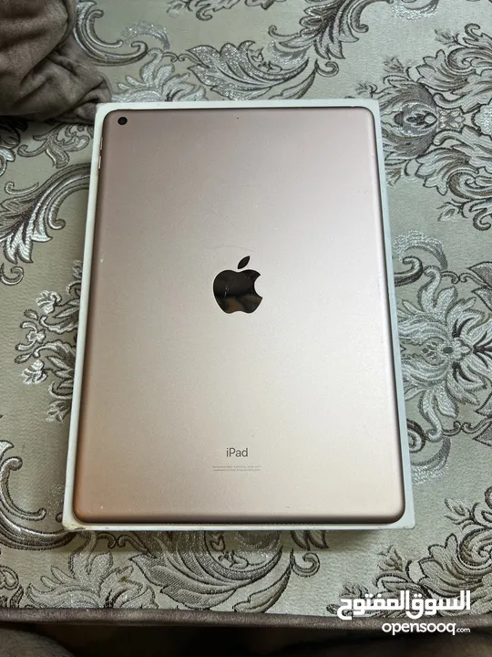 أيباد 8 32g
