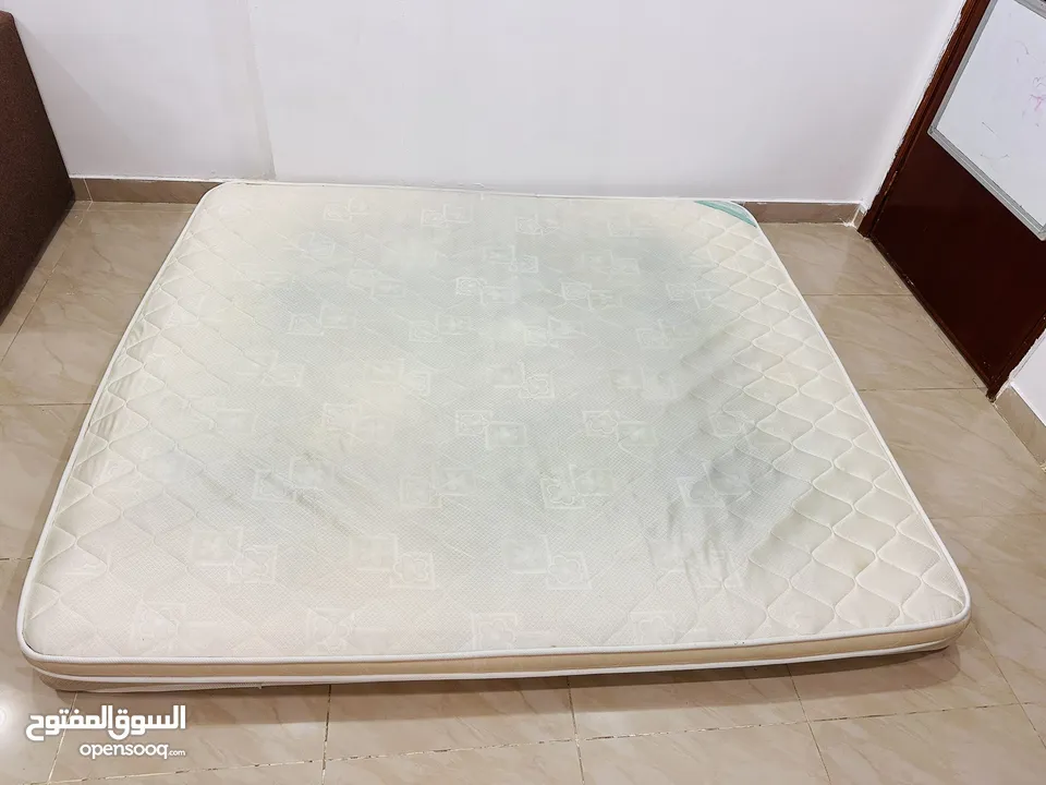 Bed Mattress 180*200 cm in a very good condition