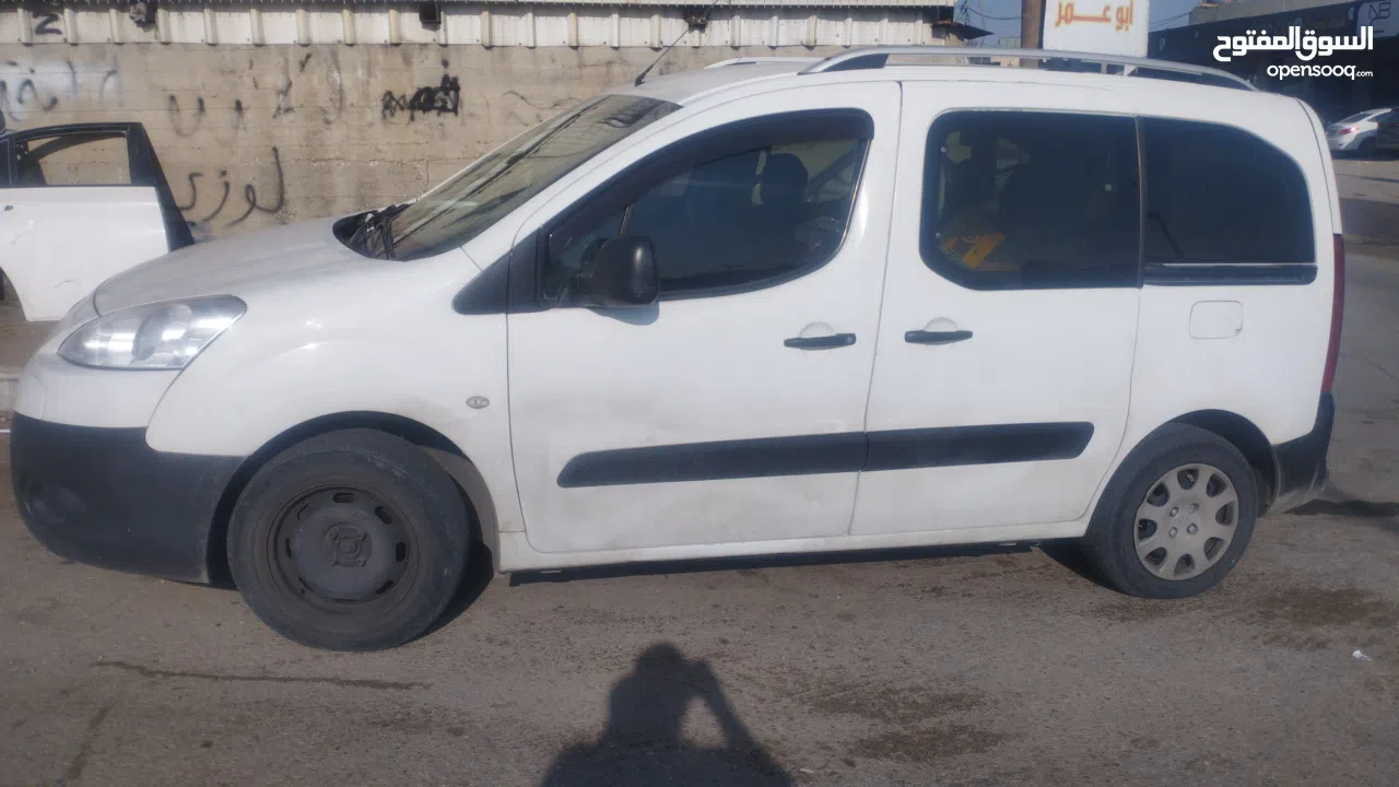 بيجو بارتنر للبيع