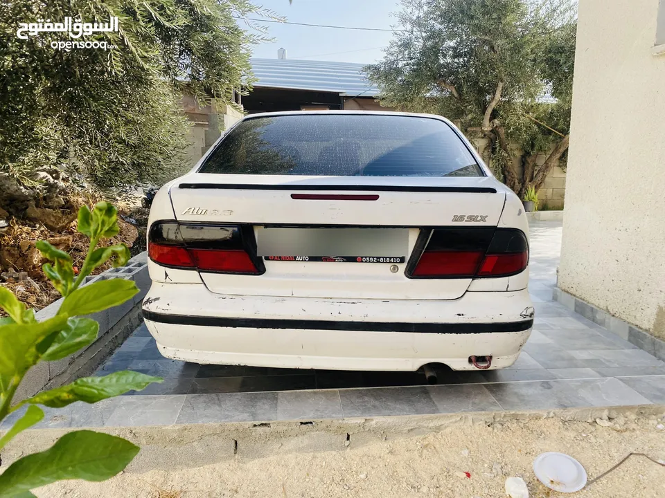 نيسان الميرا موديل 99 سيارة جامدة مصروفها ممتاز