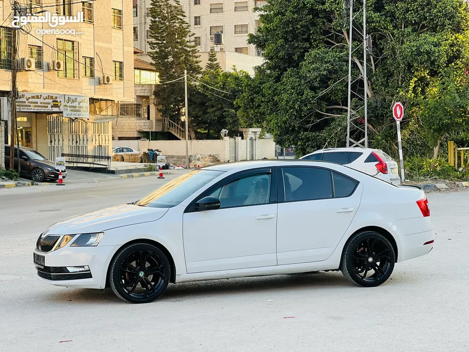 سكودا اتومات للبيع