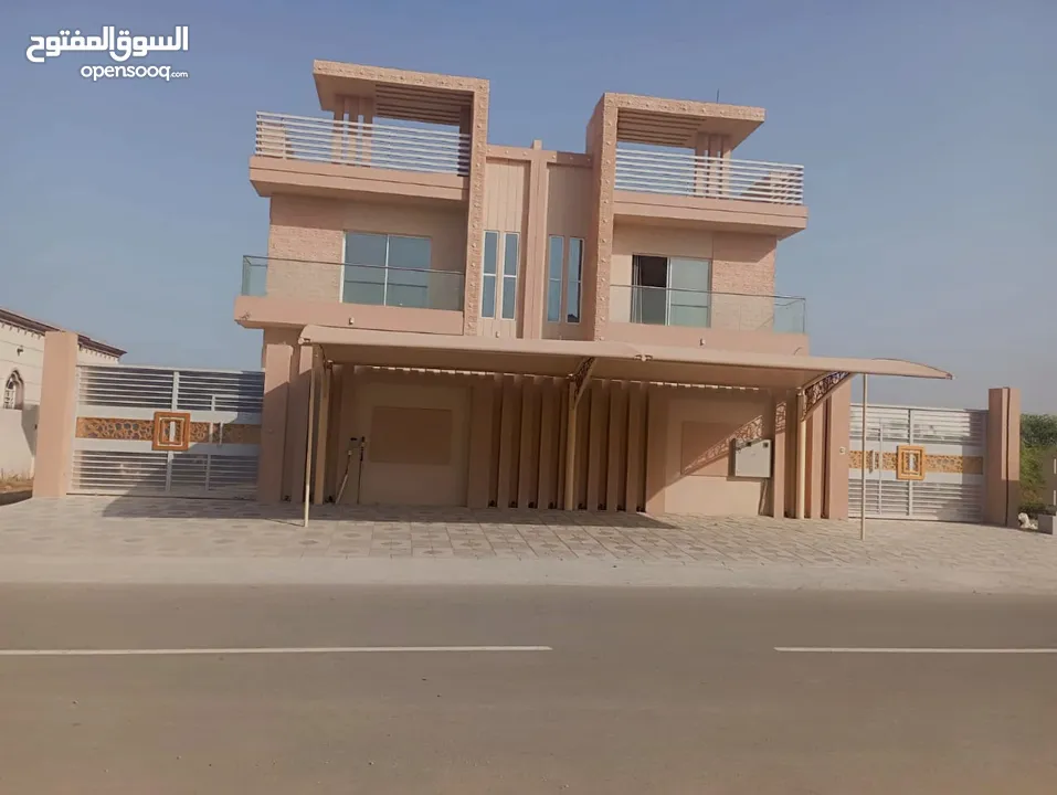 New and luxurious villa for rent in Sohar, Al Afifa area