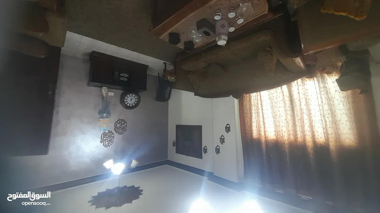 شقة طابق ثالث للبيع