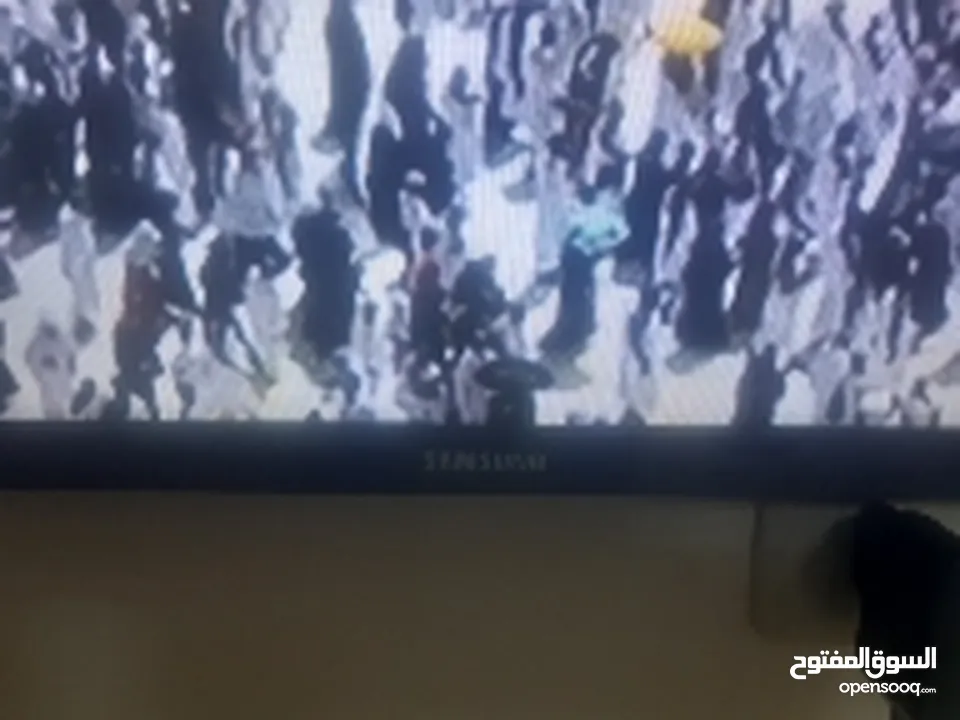 شاشة سامسونج 43 بوصة بحالة ممتازة