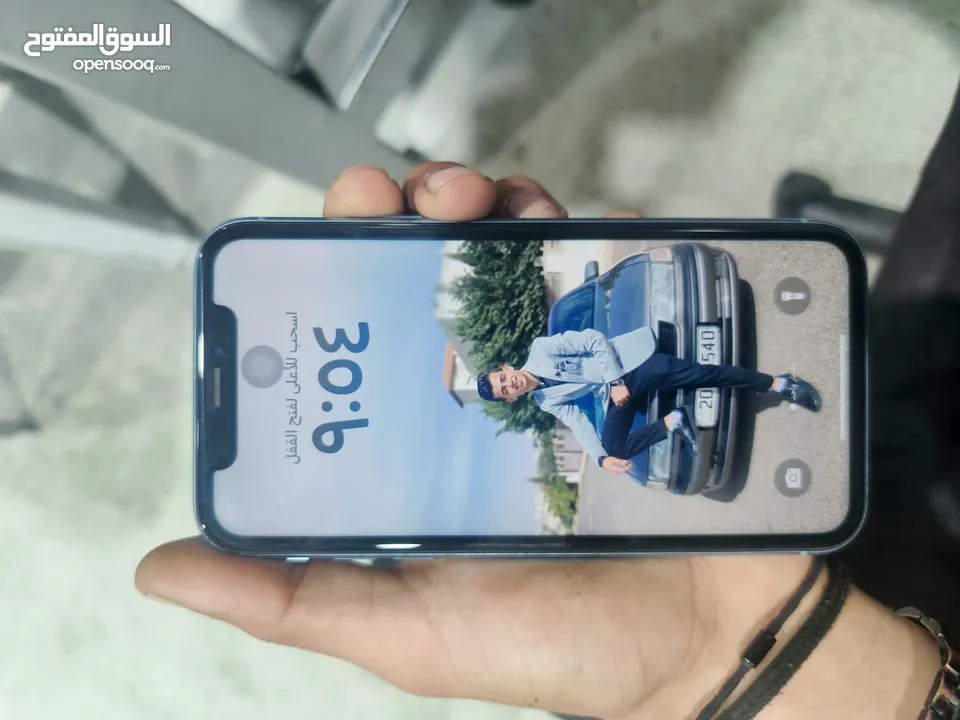 ايفون XR وكاله
