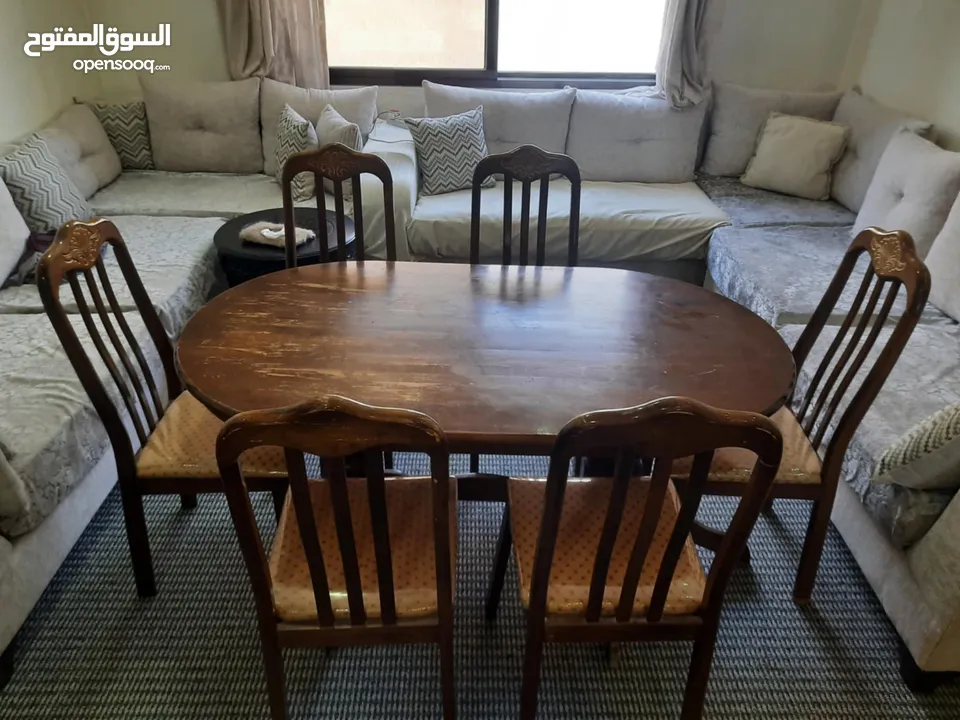 طاولة سفره