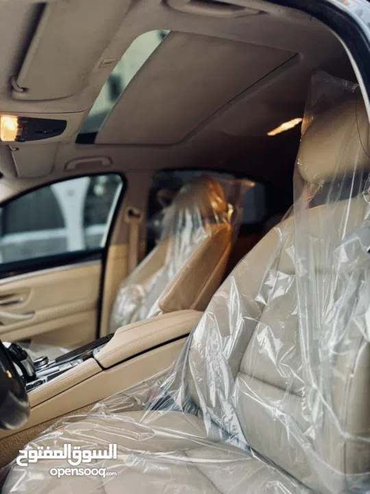 بي إم دبليو 520 i