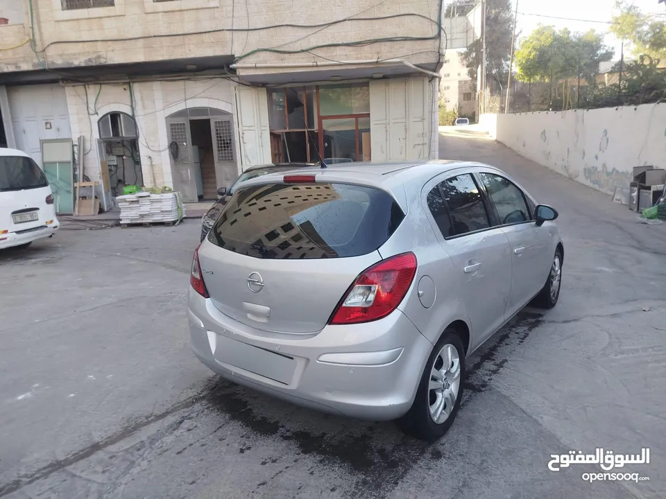 اوبل كورسا 2014