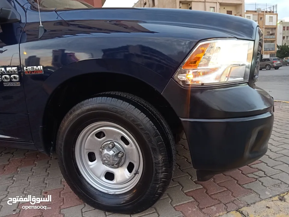 دودج رام 1500 محرك HEMI 5.7  موديل 2019 قابينه وحده وصندوق طويل