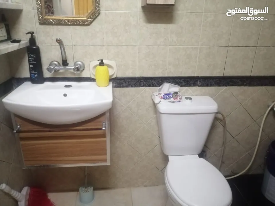 شقه للبيع في إربد البارحه ابان