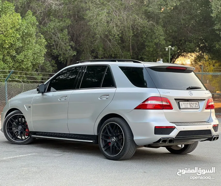 Mercedes Benz ml 63 amg 2013 gcc low km