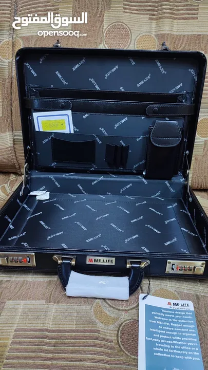 شنطة دبلوماسية وكالة