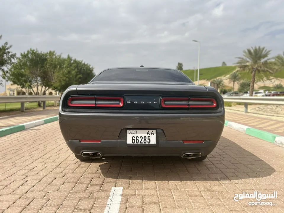 Dodge challenger