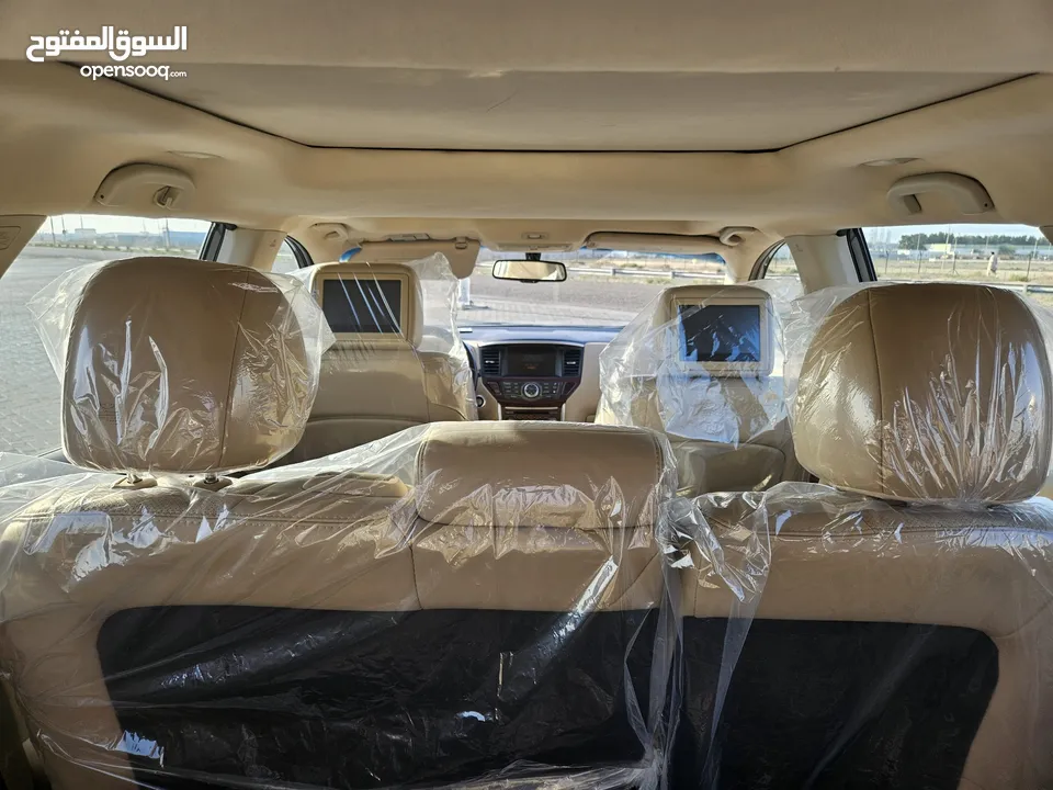 Nissan pathfinder model 2019 Gcc full option good condition very nice car everything perfect