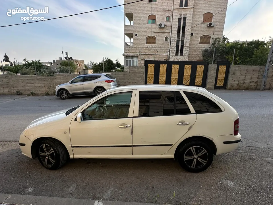 سكودا فابيا 2006