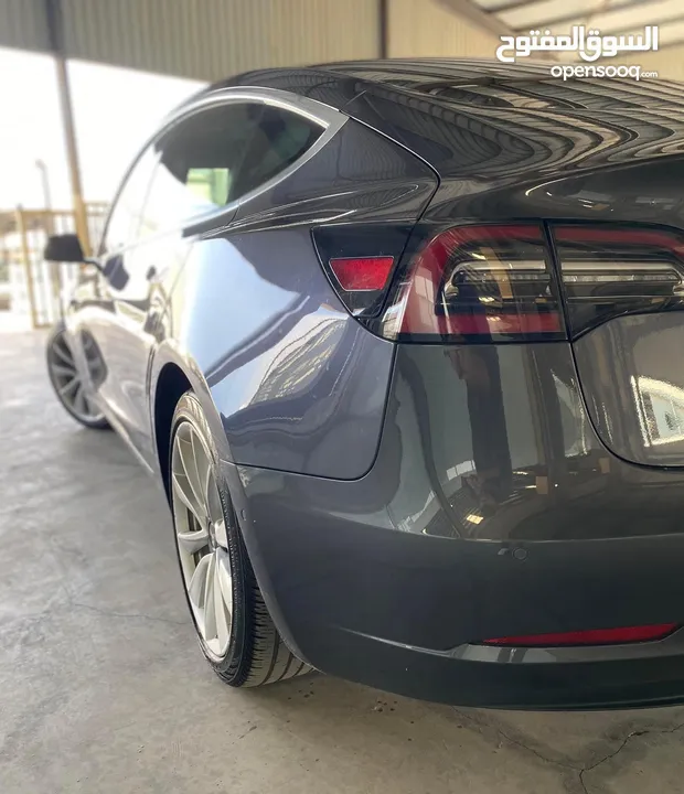 Tesla Model 3 Long Range (Autoscore B+ ) 2019