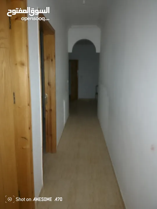 شقق فارغه للايجار بناء حديث يسحق المشاهده